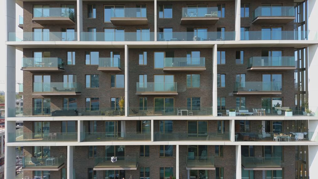 ConceptWall 60 Perete cortina și MasterLine 8 HI+ Ferestre - Scheldezicht situat în Antwerp, België