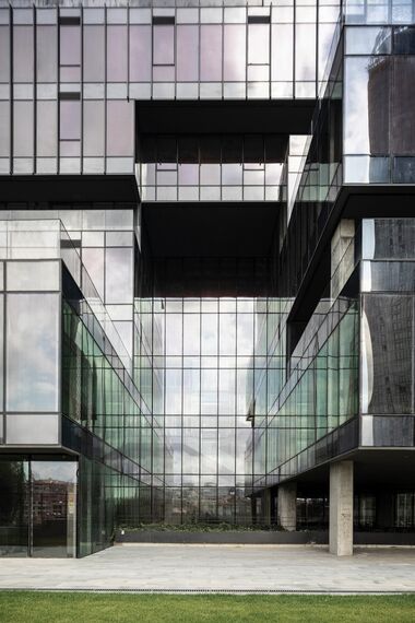 ConceptWall 60 Perete cortina, HiFinity Sisteme glisante și ConceptSystem 68 Usi - Now Bomonti situat în Istanbul, Curcan