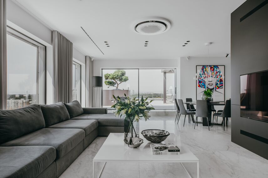 SlimLine 38 Ferestre și HiFinity Sisteme glisante - Apartment Silesia situat în Silesia, Polonia