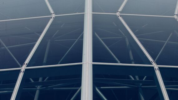 ConceptSystem 77 Usi, ConceptWall 60 Perete cortina și ConceptSystem 77 Fereste - Office building Ambar Engineering & Innovation Centre situat în Santander, Spania