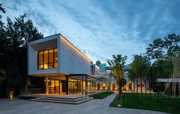 Casa JCV – Arhitectură contemporană într-un cadru cu istorie situat în Bucharest, România